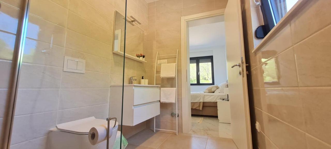 Apartmani Mariosa Vrbnik Exteriör bild